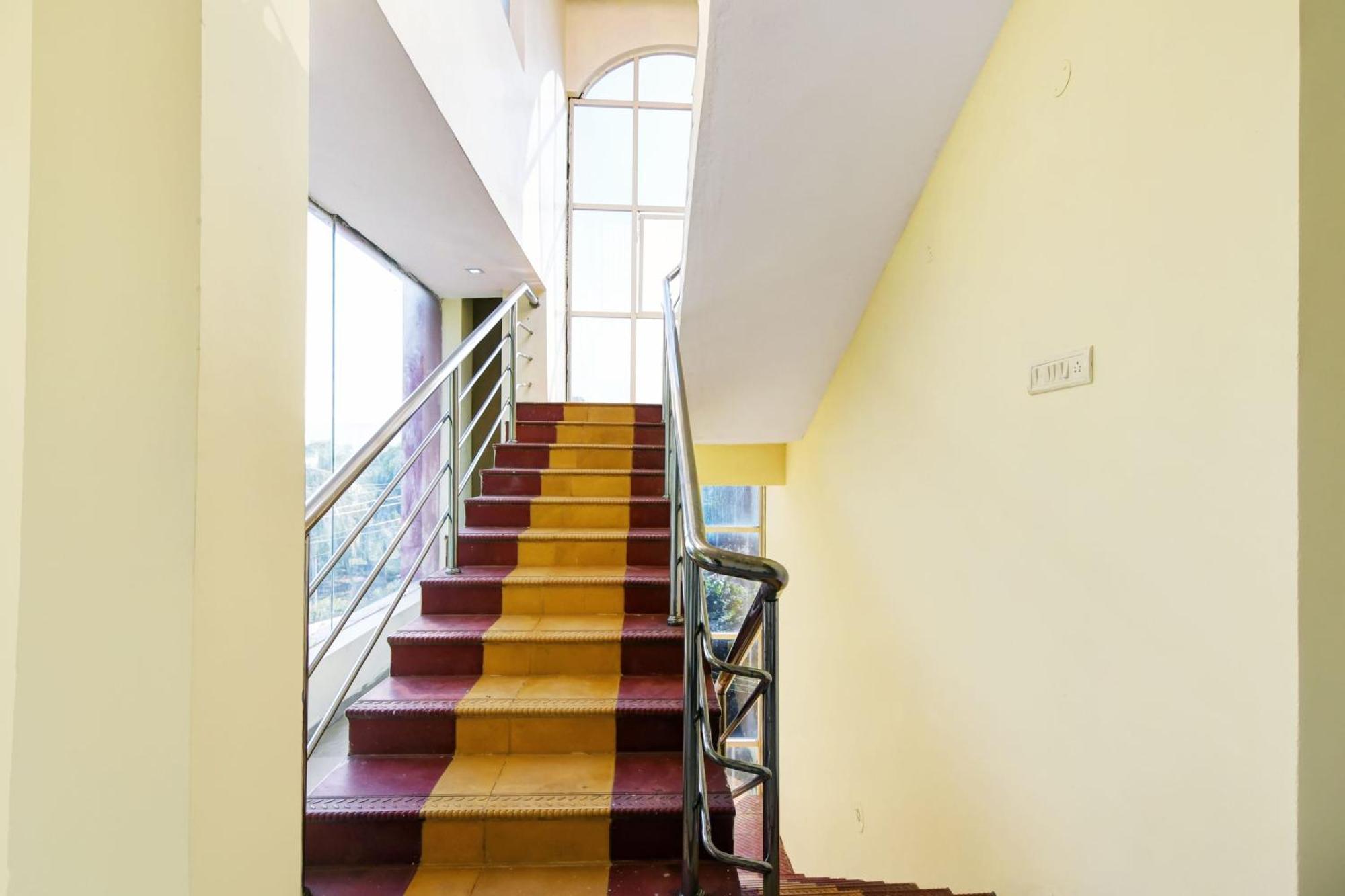 Hotel O Beach Paradise Visakhapatnam Exterior photo